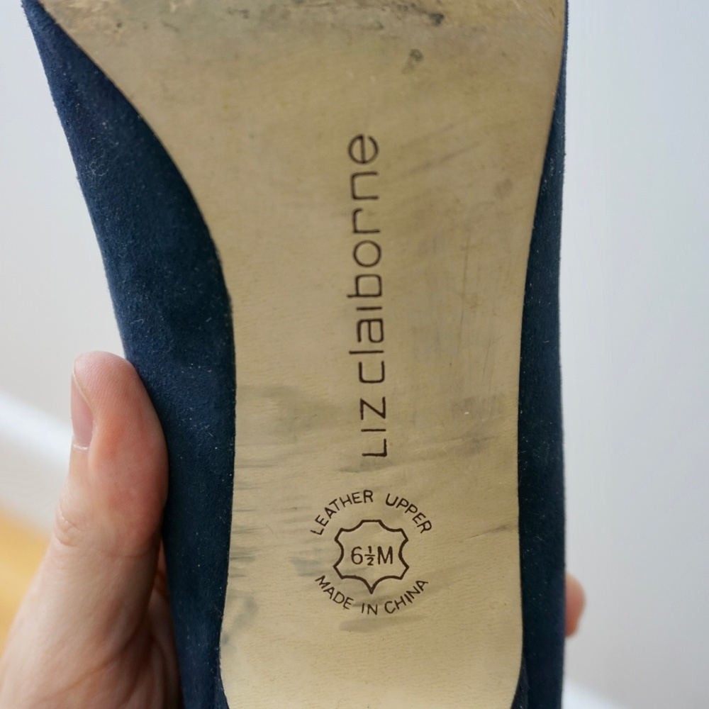 💜 VINTAGE LIZ CLAIBORNE Navy Suede Heels (6.5M) - Picture 8 of 9